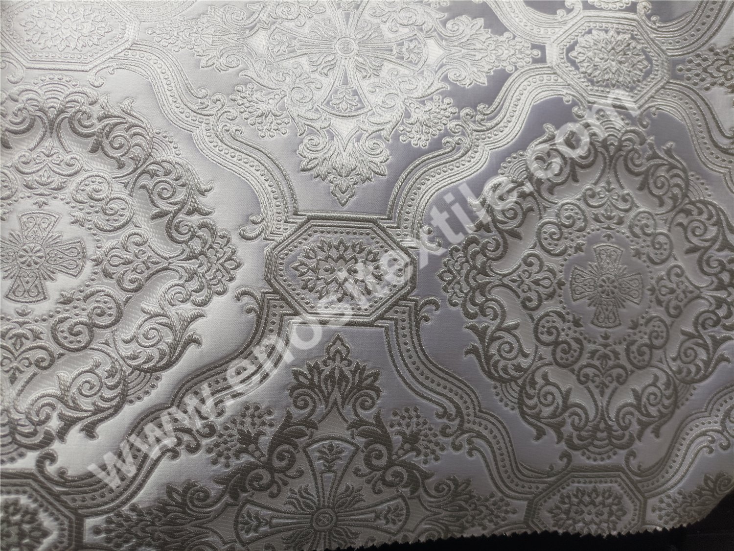 KL-5003 White-Silver Metallic Fabric